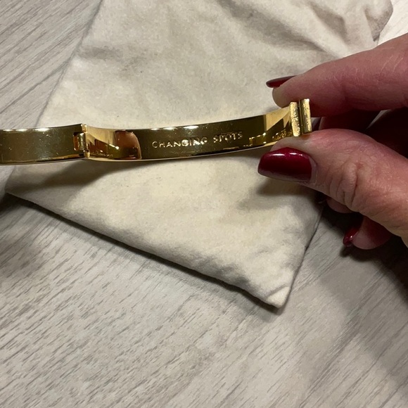 Kate Spade New York Changing Spots Hinge Bracelet Cream Gold- Rare - Picture 14 of 16